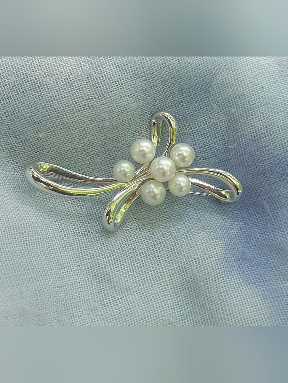 Genuine Vintage Mikimoto Sterling Silver And Akoya Pearl Brooch